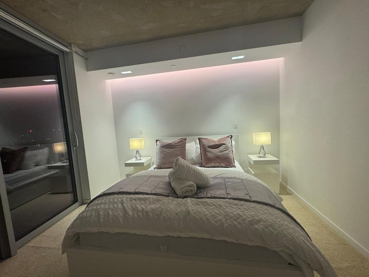 Luxury 1 Bedroom Apartment In London Bagian luar foto